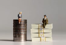 Loonkloof tussen top en doorsnee werknemer gegroeid loonkloof